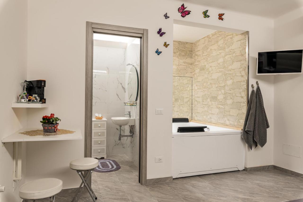 B&B The Dream Marina Di Carrara Bagian luar foto