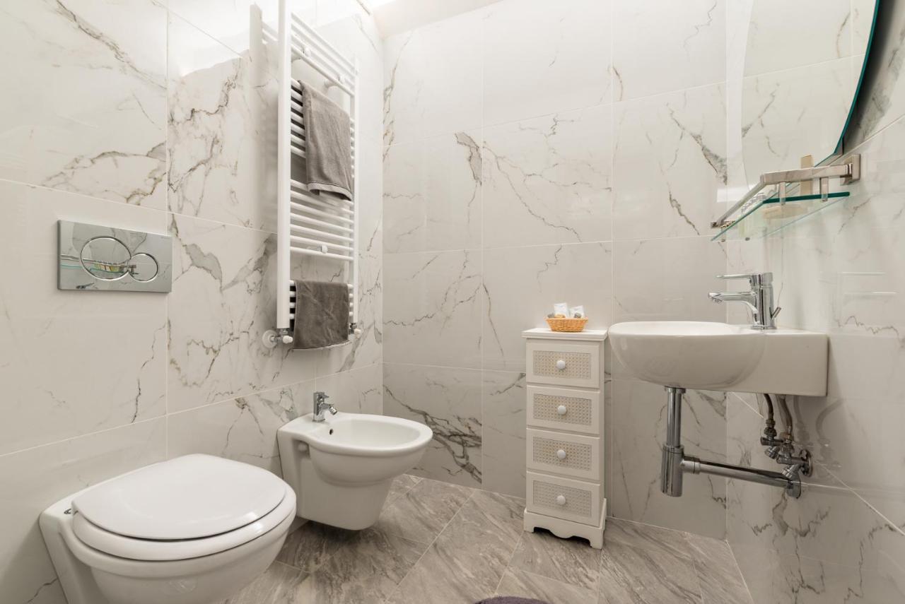 B&B The Dream Marina Di Carrara Bagian luar foto